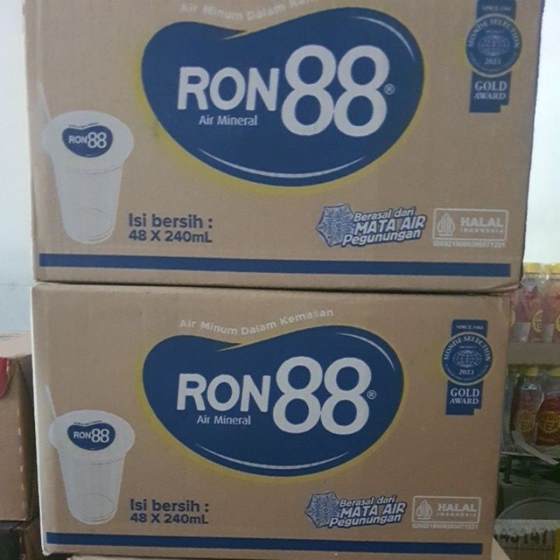 Jual Air Mineral Ron 88 Gelas Isi 48 Gelas Shopee Indonesia 9316