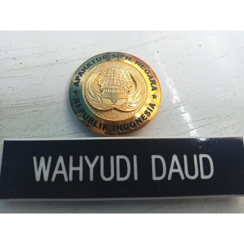 Jual PIN KORPRI BULAT NAME TAG PAKET LENGKAP PNS ASN RI MAGNET | Shopee ...