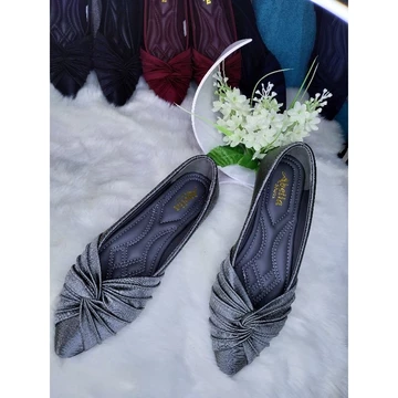 Abelia Shoes. Sepatu Slip On Flatshoes Satin Silk Salur
