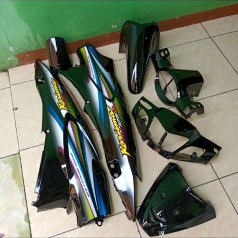 Jual Paket Cover body bodi dek fullset tanpa sayap HONDA KHARISMA 125D