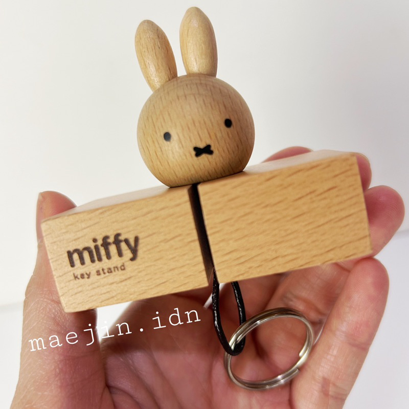 Jual Miffy Key Stand Wooden Magnetic Japan Original | Shopee Indonesia