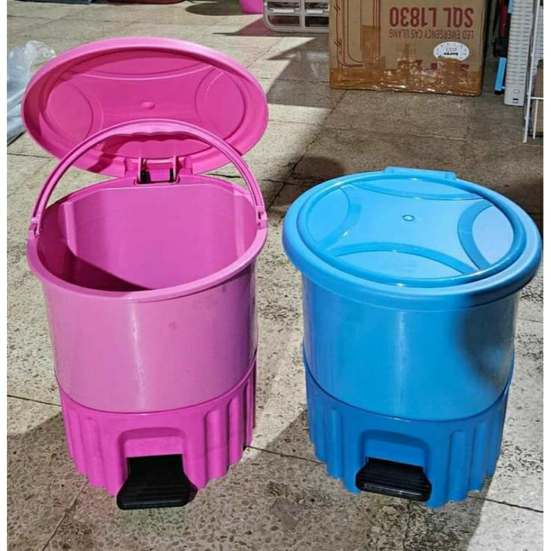 Jual Tempat sampah injak 5 Liter Deluxe (packing dus) | Shopee Indonesia