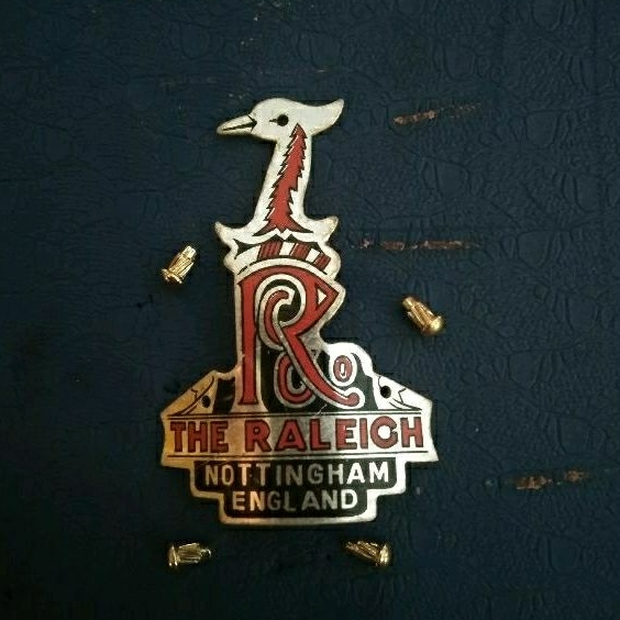 Jual Emblem peneng Sepeda RALEIGH NOTTINGHAM ENGLAND NOS include paku ...