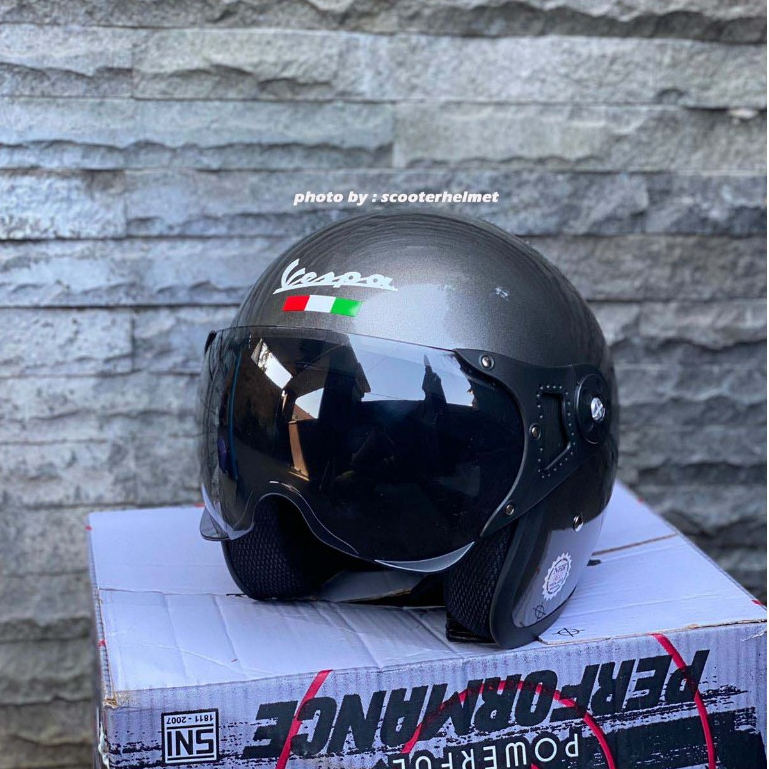 Jual Helm Vespa Retro Piaggio Abu Gloss + Visor Italy | Shopee Indonesia