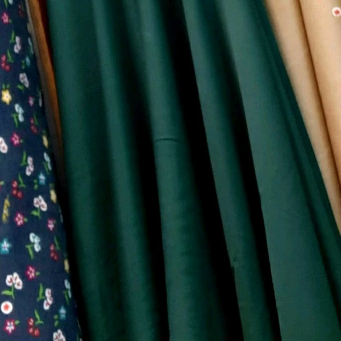 Jual bahan kain rayon twill premium ex garment garde a warna hijau