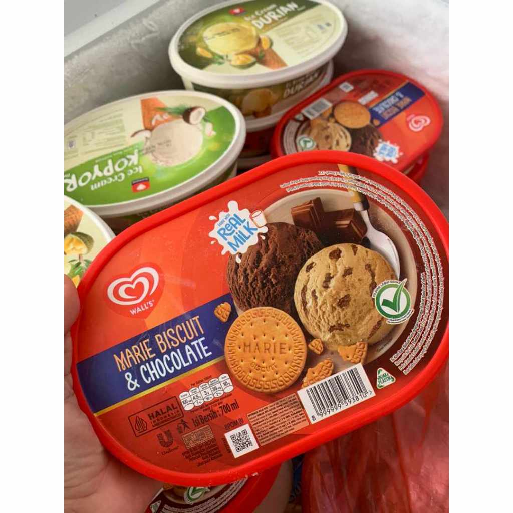 Jual ICE CREAM WALLS MARIE BISCUIT & CHOCOLATE KEMASAN 700ML Shopee
