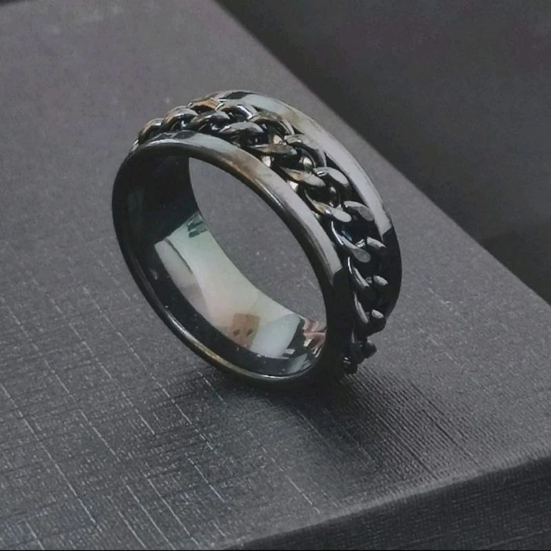 Jual CINCIN TITANIUM MODEL RANTAI TENGAH PRIA DAN WANITA | Shopee Indonesia