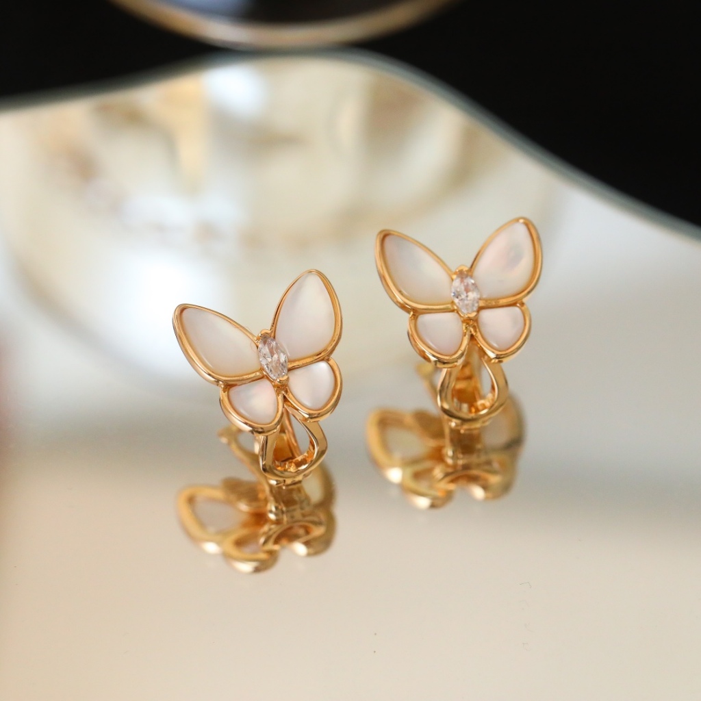 Jual Van Cleef & Arpels earring Gentle Minimalist style golden sweet Exquisite Versatile