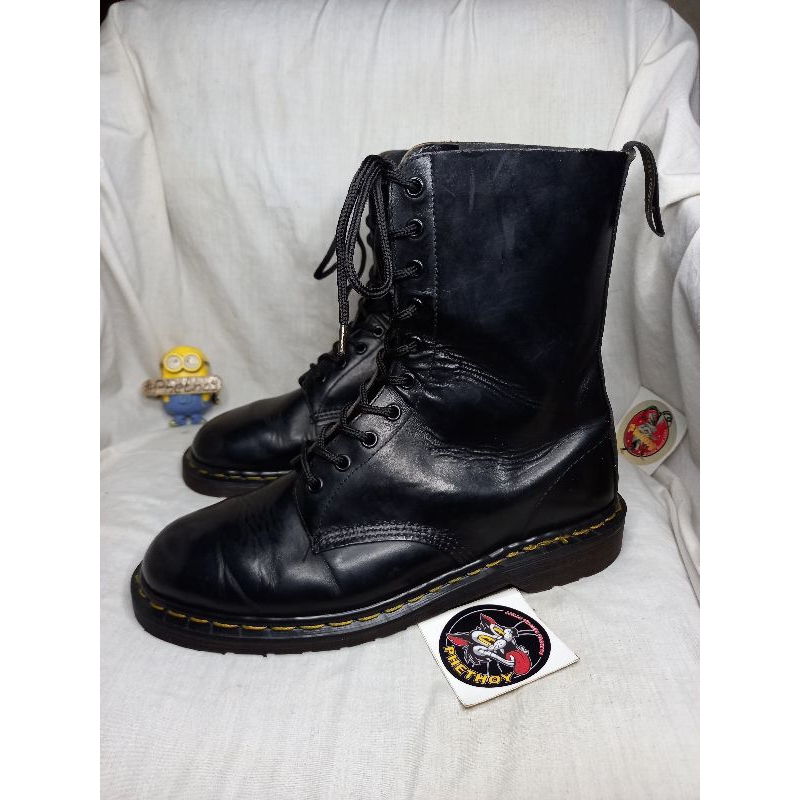 Dr martens 1490 vintage oxblood hot sale