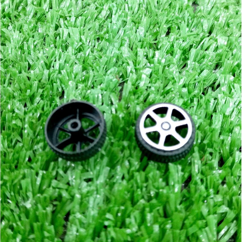 Jual Roda Mobil Mainan Plastik Isi 50pcs Uk 1,4cm | Shopee Indonesia