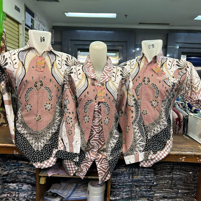 Jual Batik sarimbit Modern | Shopee Indonesia