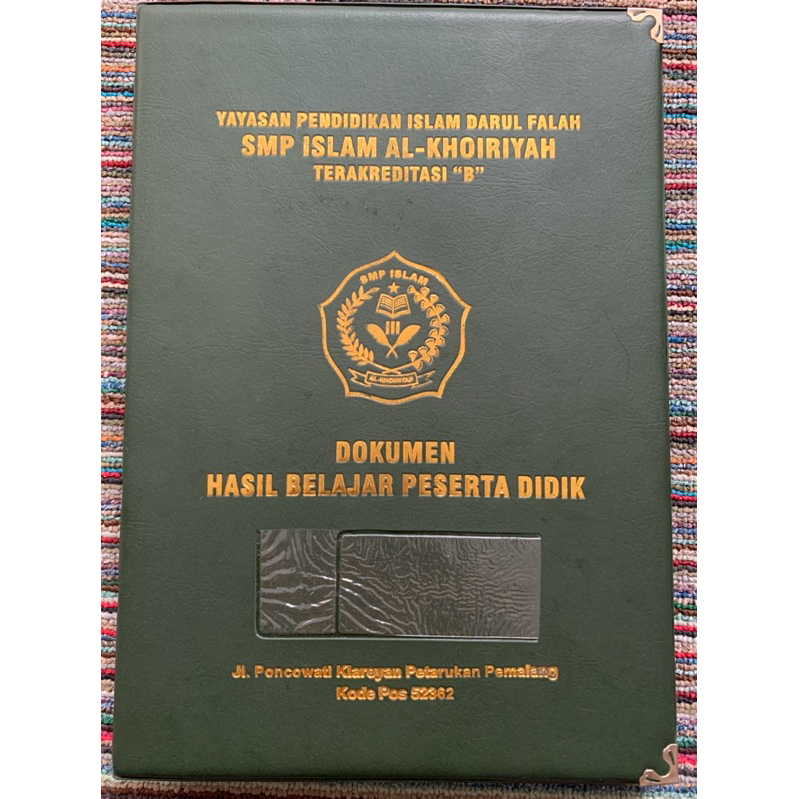 Jual Sampul/Map/Raport/Ijazah/Wisuda | Shopee Indonesia