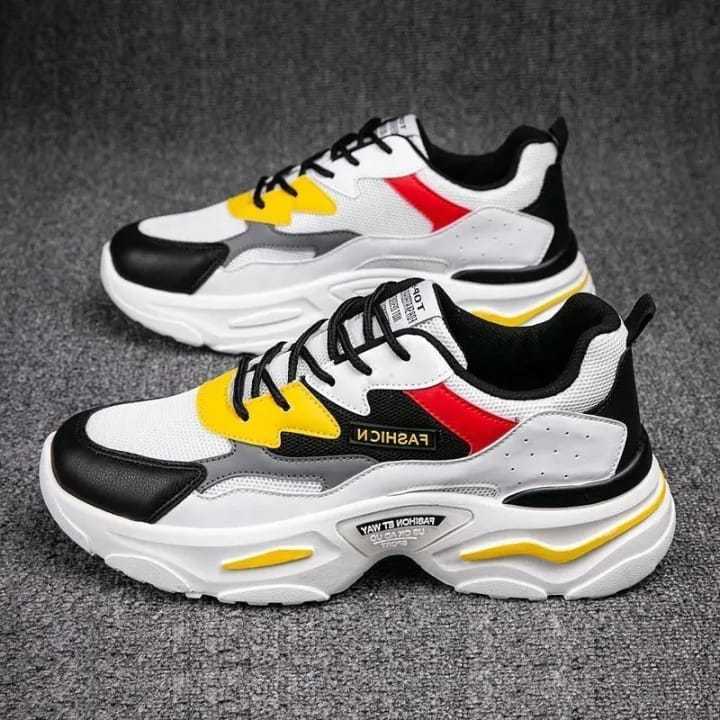 Jual SEPATU SNEAKER PRIA TERBARU SEPATU CASUAL PRIA SEPATU JOGING ATAU ...