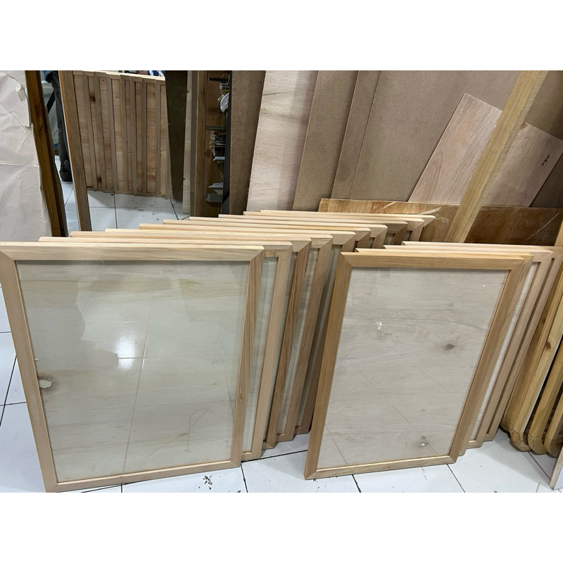 Jual Pigura Kayu Minimalis+kaca+triplek A4 A3 A2 A1 Pigura Foto ...