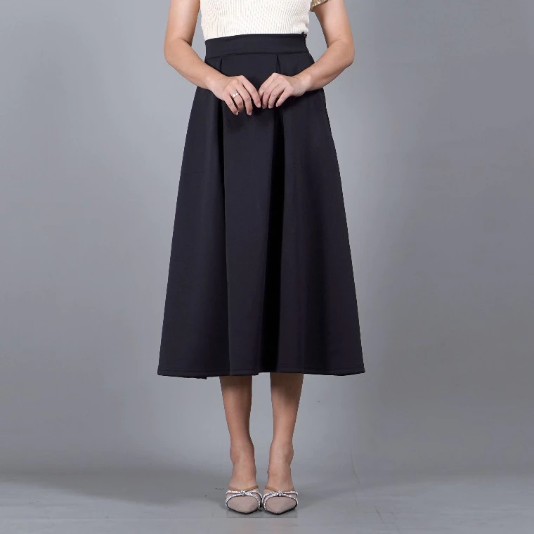 Okechuku REBECA Rok Hitam Polos