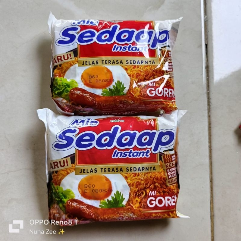 Jual Mie Sedap Goreng dan mie sedap soto 1 dus isi 40pcs - mie instan ...