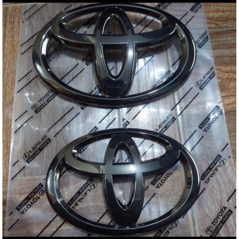 Jual EMBLEM LOGO DEPAN DAN BAGASI BELAKANG TOYOTA INNOVA REBORN 2016 ...