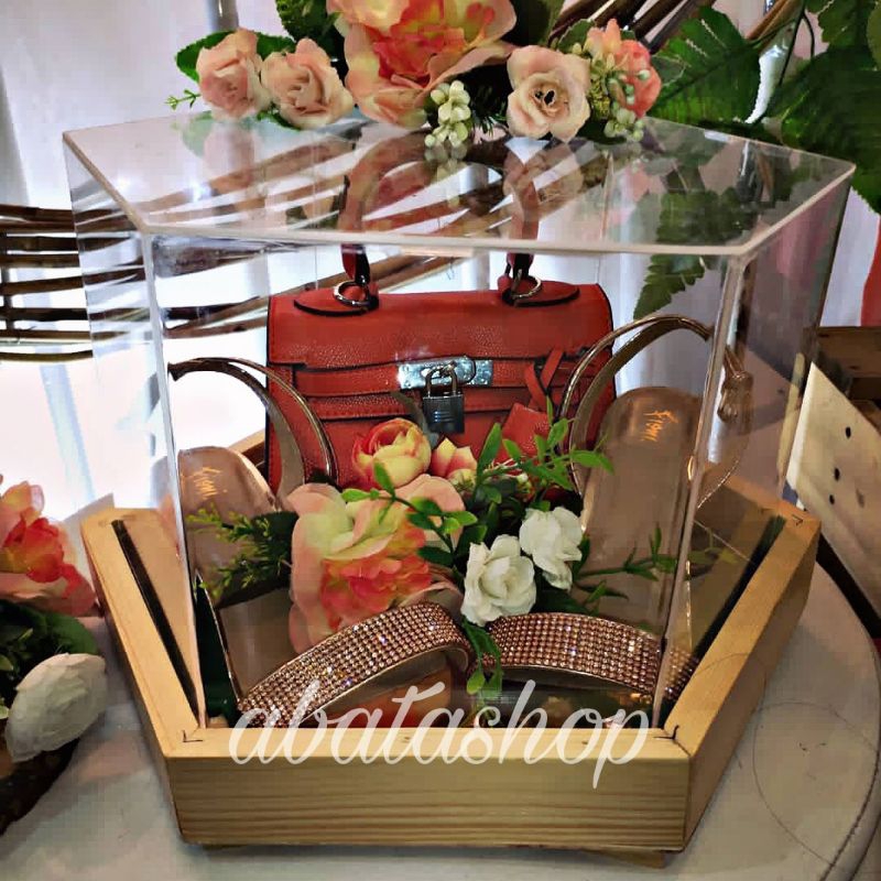 Kotak hantaran JATI BELANDA heksagonal segi 6
