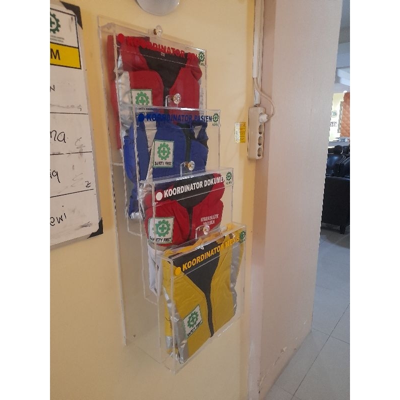 Jual kotak wadah box tempat apd safety tempel dinding | Shopee Indonesia