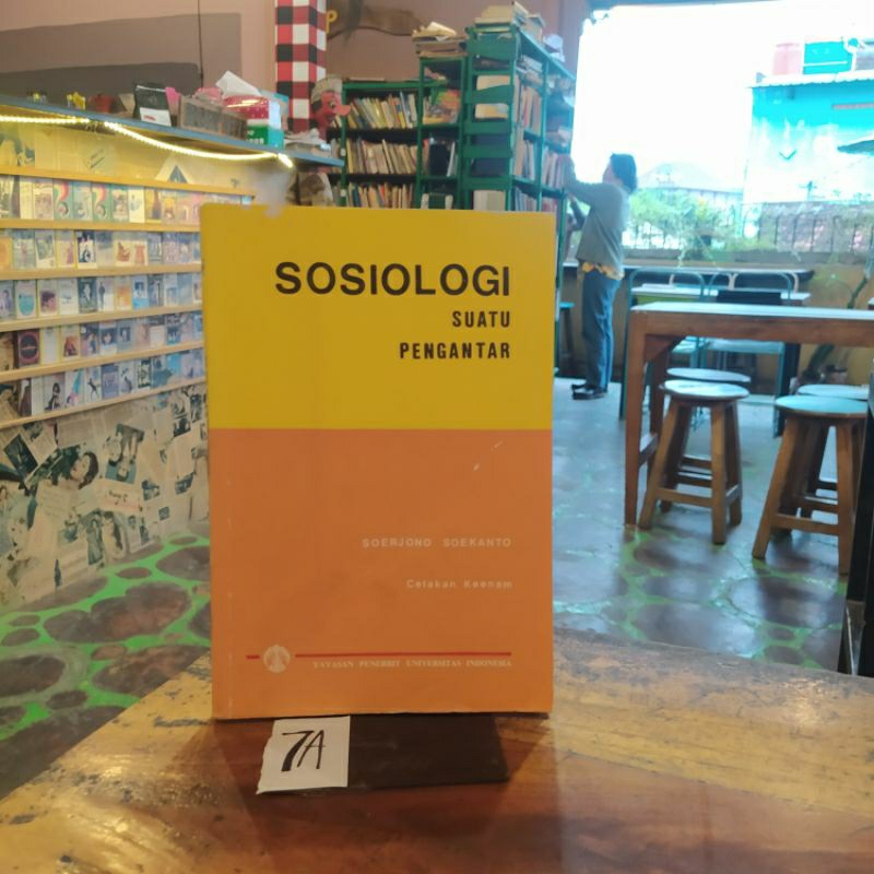 Jual Buku Sosiologi Suatu Pengantar By Soerjono Soekanto Buku Original ...