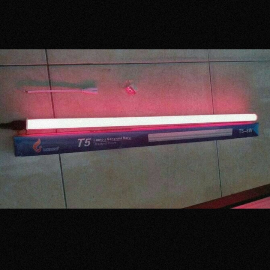 Jual LAMPU NEON TL 20 WATT 60CM KACA WARNA MERAH FLUORESCENT TUBE ...
