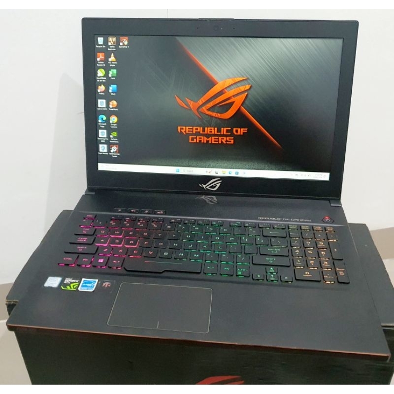 Jual Rog Zephyrus Gm501gs I7 Gtx1070 144hz Ssd Rgb Laptop Asus Nvidia Gaming Shopee Indonesia 6118