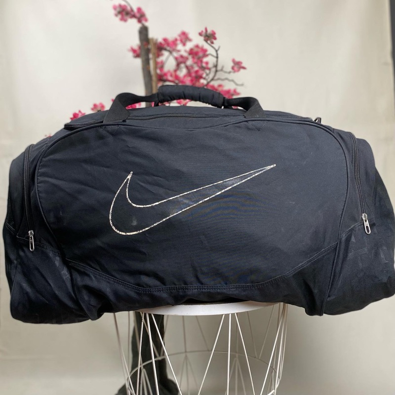 tas duffel nike