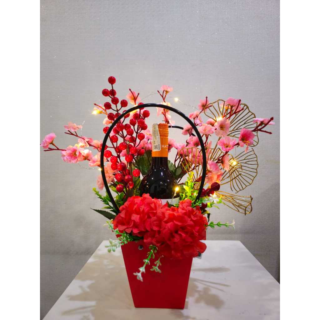 Jual Hampers imlek hamper CNY wine/sparkling hiasan bunga imlek 2024