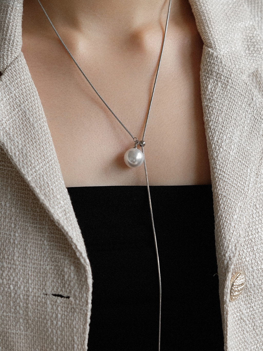 Jual Arnaé Archive — Pearl Pendulum Necklace — Kalung Unisex Mutiara ...