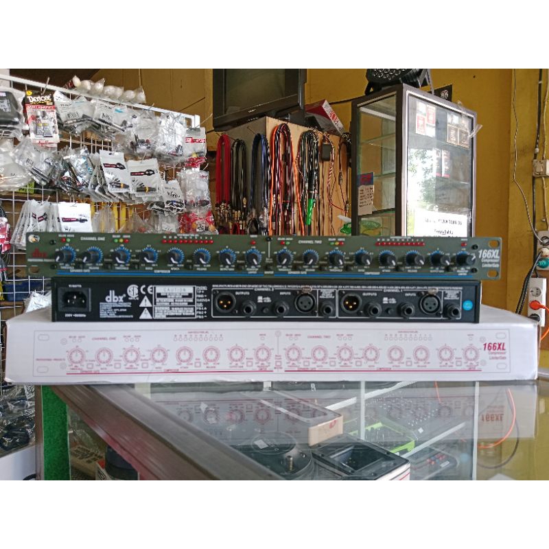 Jual COMPRESSOR LIMITER DBX 166XL COMPRESSOR AUDIO KOMPRESOR DBX 166XL
