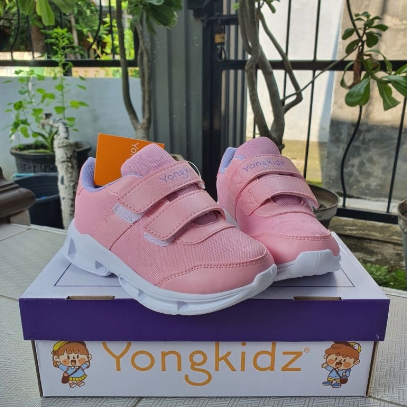 Jual Sneakers Anak Yongkidz OSM141112-H23 Sepatu Lucu Size
