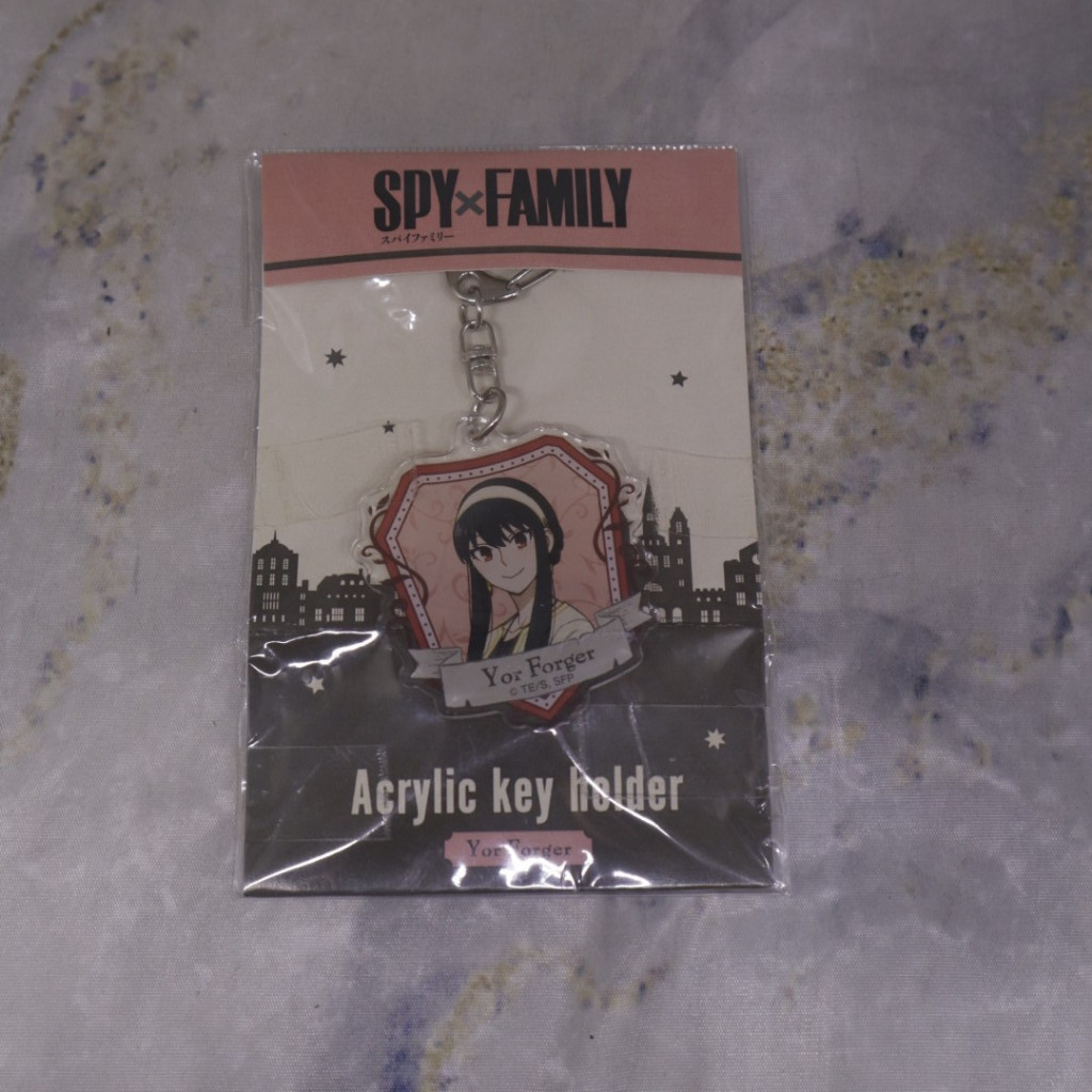 Jual Spy x Family Acrylic Key Ring Yor Forger original | Shopee Indonesia