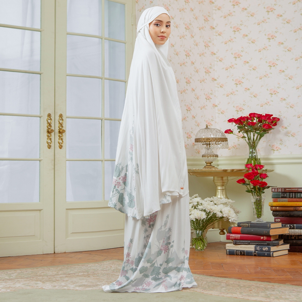 Jual Lozy Hijab Shafiya Prayer Set Mukena Motif Rayon In Lozy X Heidy Shopee Indonesia