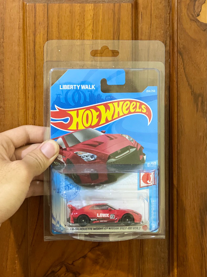 Jual Hotwheels Nissan GTR R35 LB WORKS LBWK RED / MERAH & BIRU | Shopee ...