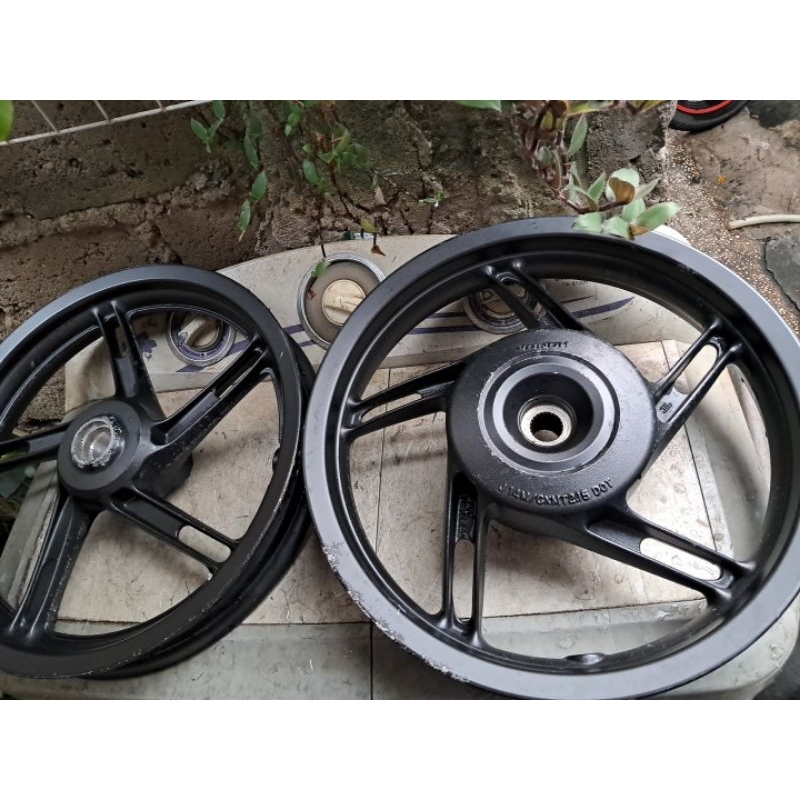 Jual Velg pcx cbu built UP honda pelek racing palang original ori ...
