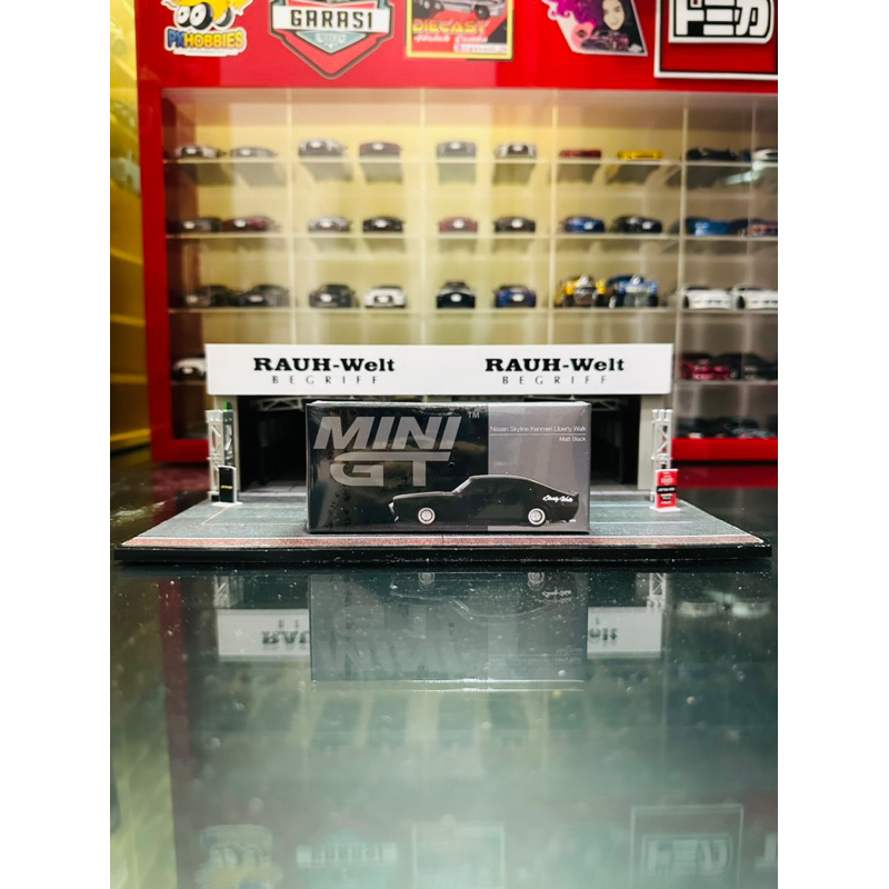 Mini GT 1:64 - Nissan Skyline Kenmeri Liberty Walk Noire Mat - Modèle #655 - Neuf