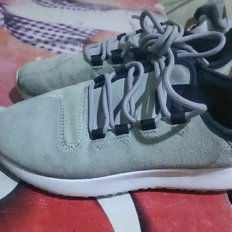 Jual sepatu | Shopee Indonesia