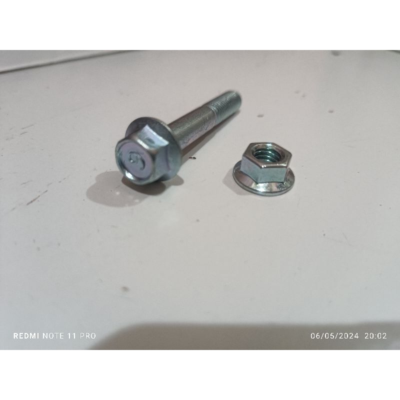 Jual Baut+mur Flange Bolt Orian M8x50 Atau Baut 12x5cm | Shopee Indonesia