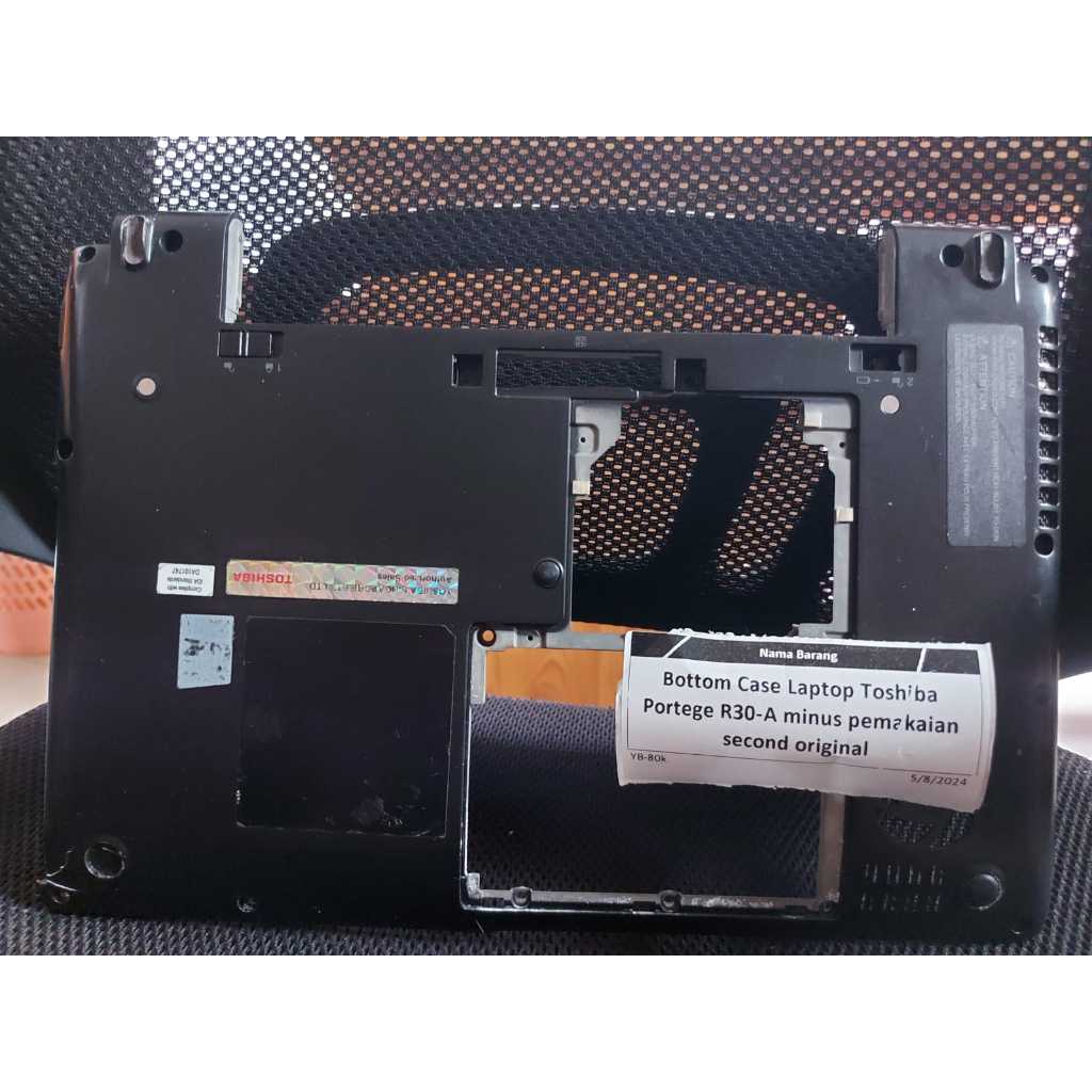 Jual Bottom Case Laptop Toshiba Portege R30-A Minus Pemakaian Second ...