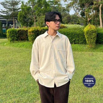 RoomFazza Kemeja Oversized Pria Lengan Panjang Kemeja Kasual Kemeja Polos Kemeja Pria Kemeja