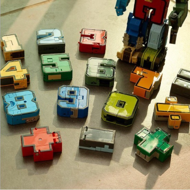 Jual Mainan Edukasi Transformasi Robot Angka dan Simbol 15 in 1 ...