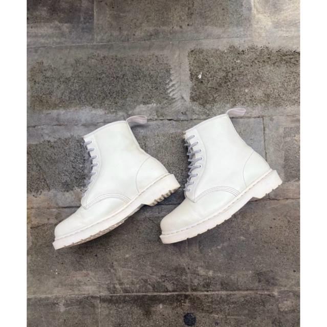 Jual Dr.martens/ docmart/ sepatudocmart/ sepatu second/ sepatubot/ dr ...