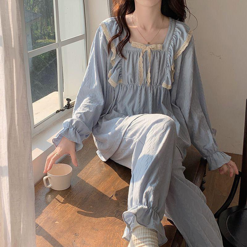 KC Pretty in Festive Holiday Pawty-White Baju Tidur Wanita Piyama Celana Panjang Lengan Pendek