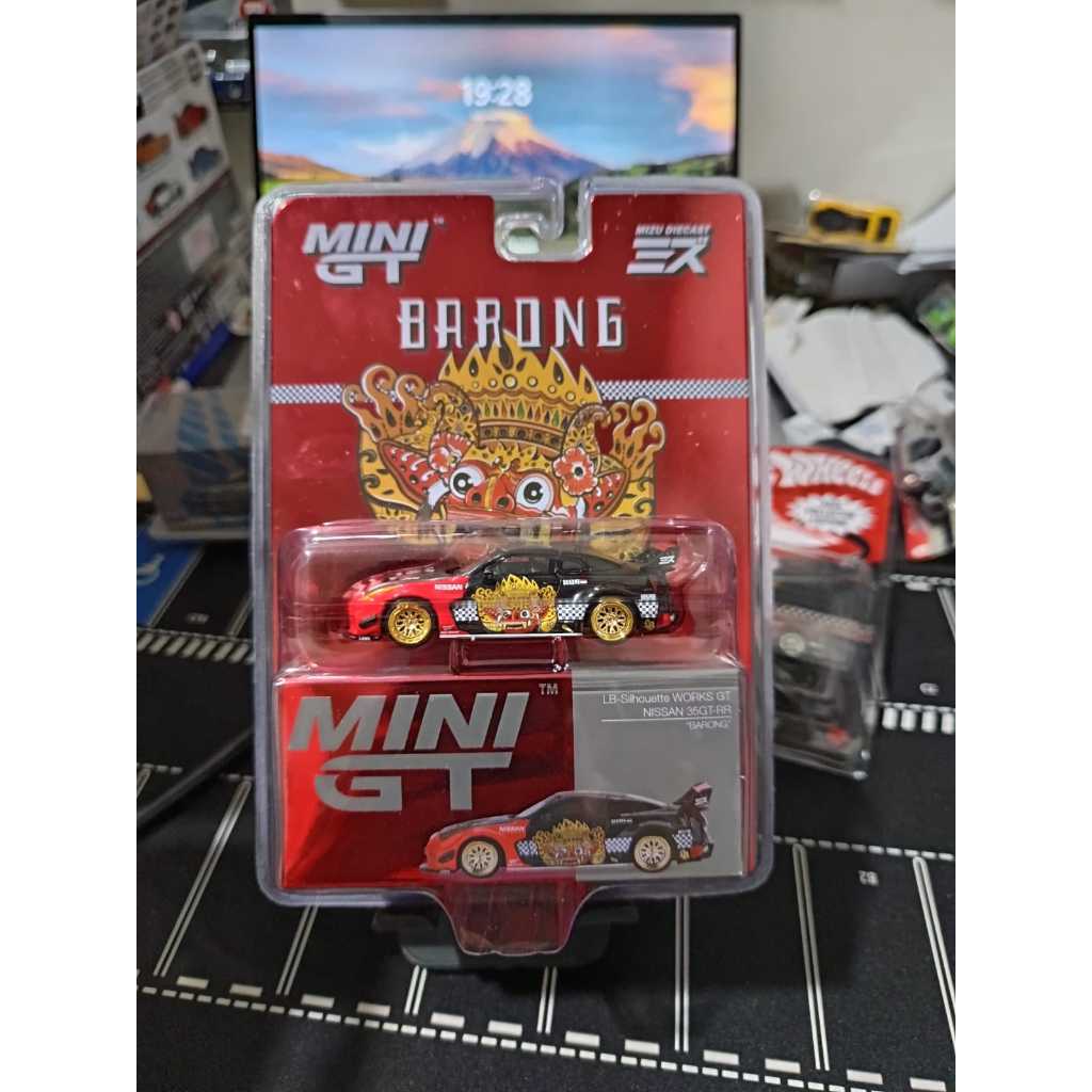 Jual Mini GT Nissan Skyline GTR R35 LB Super Silhouette Barong x Mizu ...
