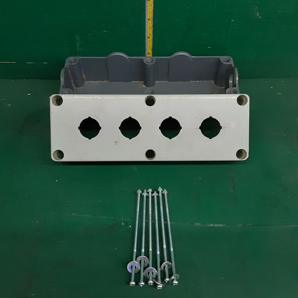 Jual Box Push Button Box Control Pilot 4 Lubang | Shopee Indonesia