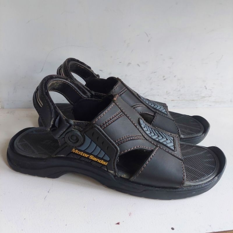 Jual sandal second merk bata size 43 Shopee Indonesia