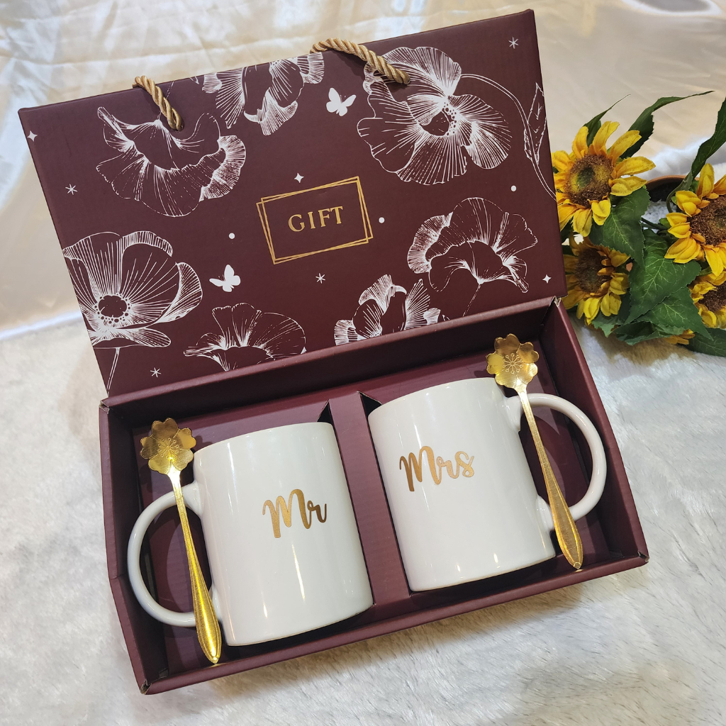 souvenir premium Mug couple/ gelas Mr Mrs dengan gift box