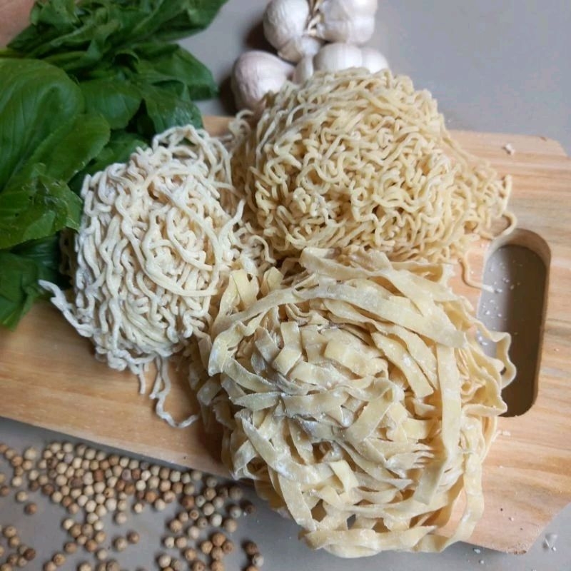 Jual MIE MENTAH KERITING SPECIAL TELUR BEBEK UNTUK MIE AYAM / BAKMIE