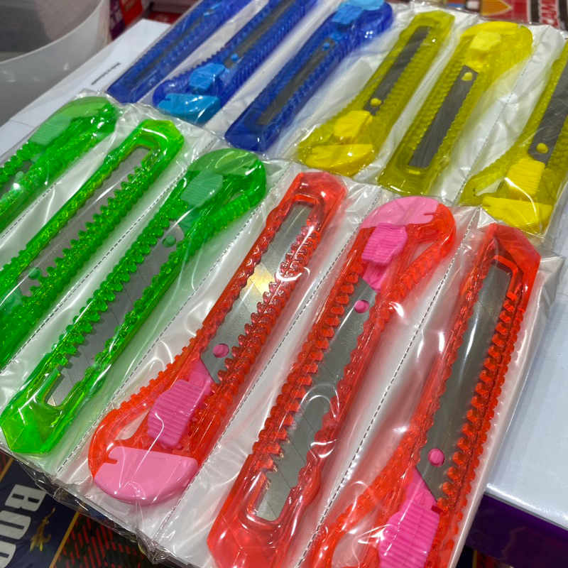 Jual CUTTER PLASTIK BESAR YAMATA / CUTTER PLASTIK RENCENG MURAH (1LUSIN ...