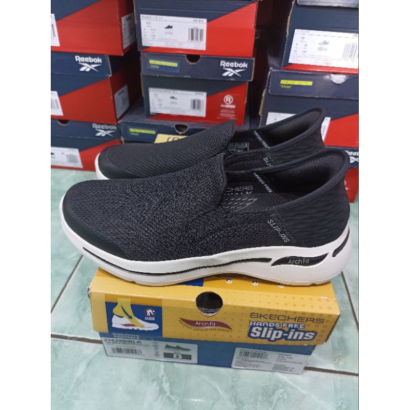 jual-skechers-216269-blk-sepatu-original-hitam-shopee-indonesia